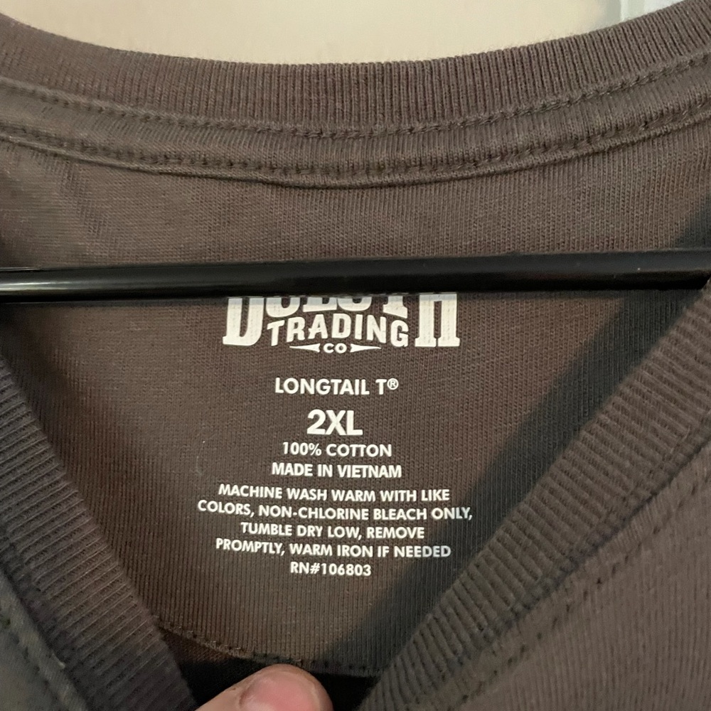 Grey Duluth long tail t